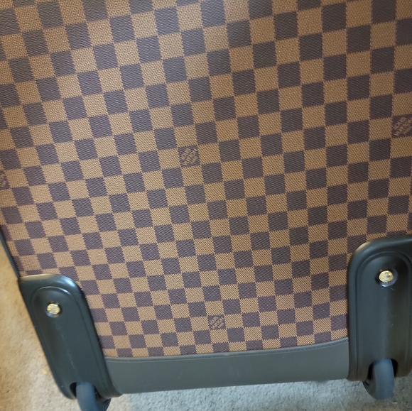 Louis vuitton carry on luggage - Picture 2 of 16